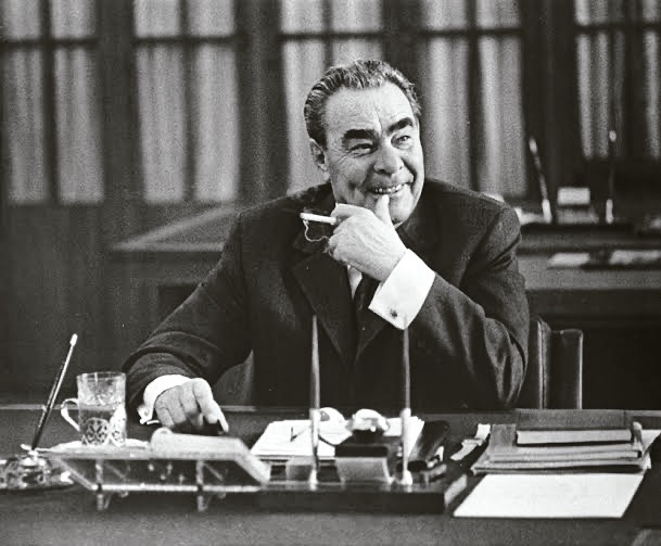 Брежневская эпоха: почему её вспоминают как золотую.