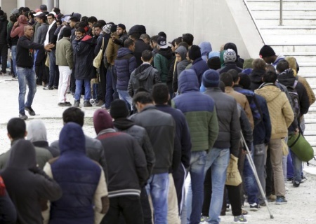    Молодые украинцы аргументировали свой отъезд с Украины нежеланием умирать и бесперспективностью