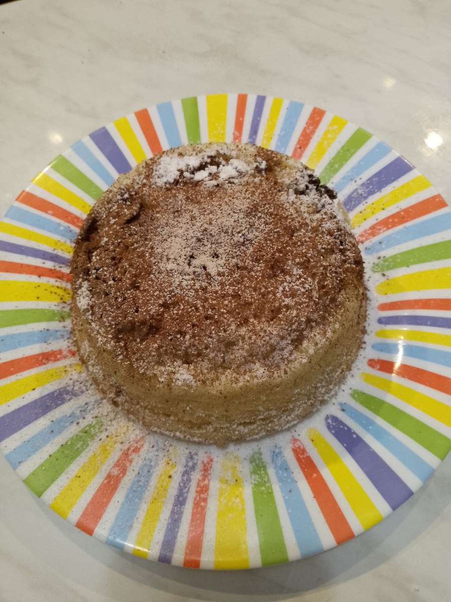 Не зарумянился конечно, но какао и сахарная пудра мне в помощь.