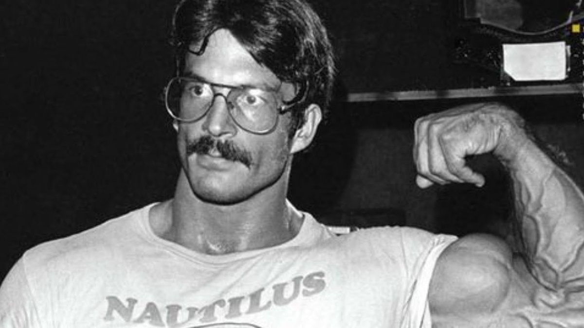 Майк Ментцер.