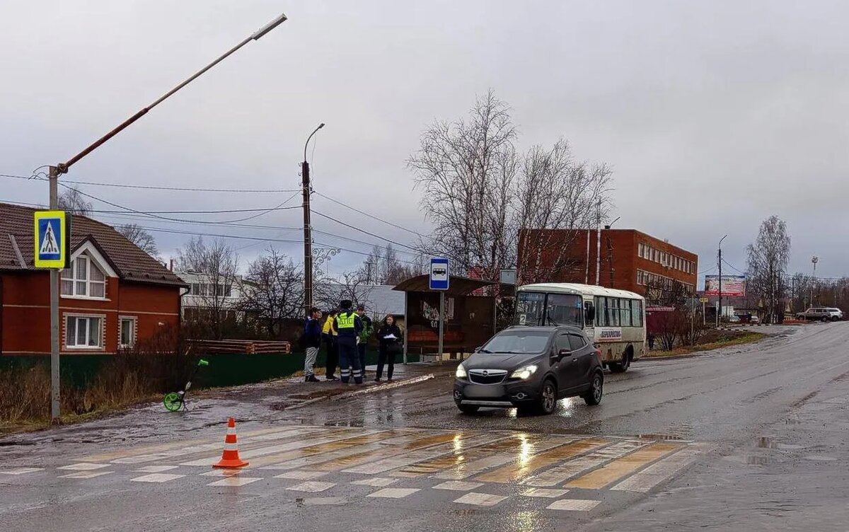    Женщина на «Ладе» сбила двух подростков в Игре