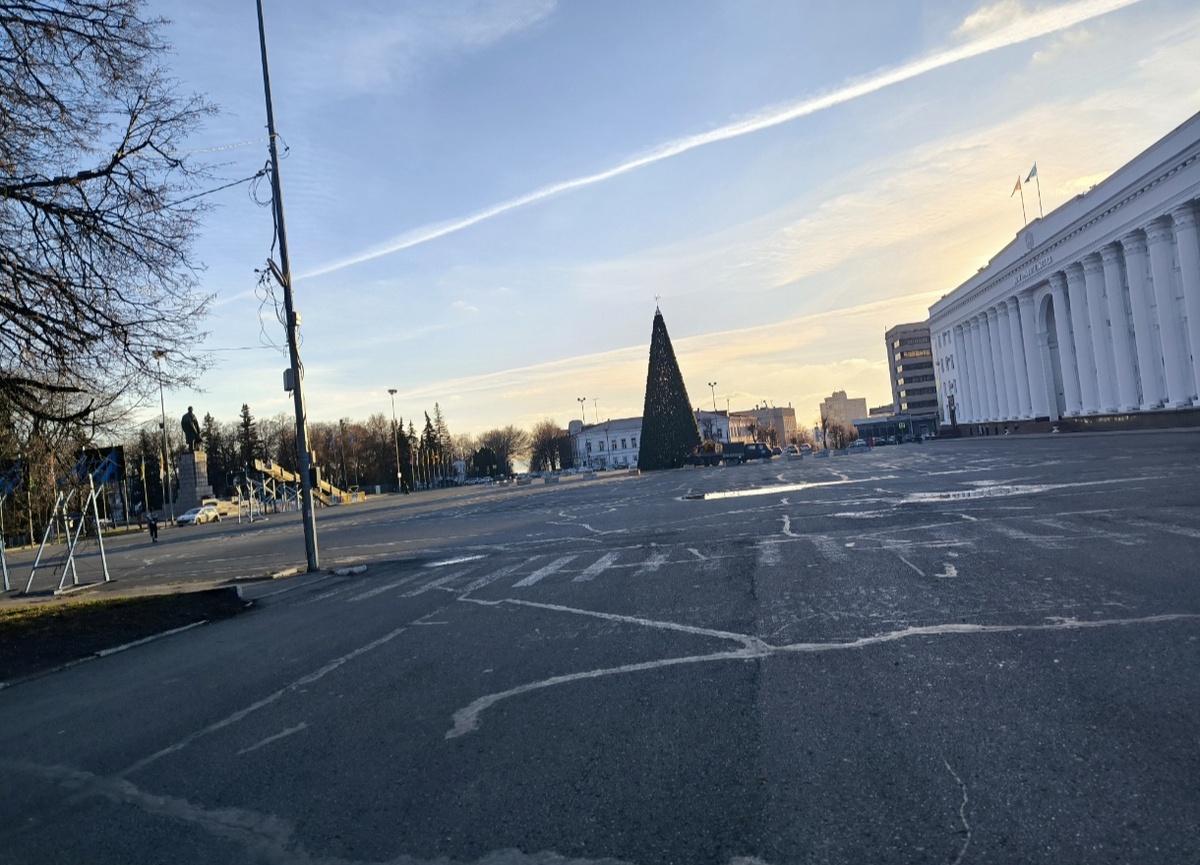 Все фотографии и коллажи в статье авторские