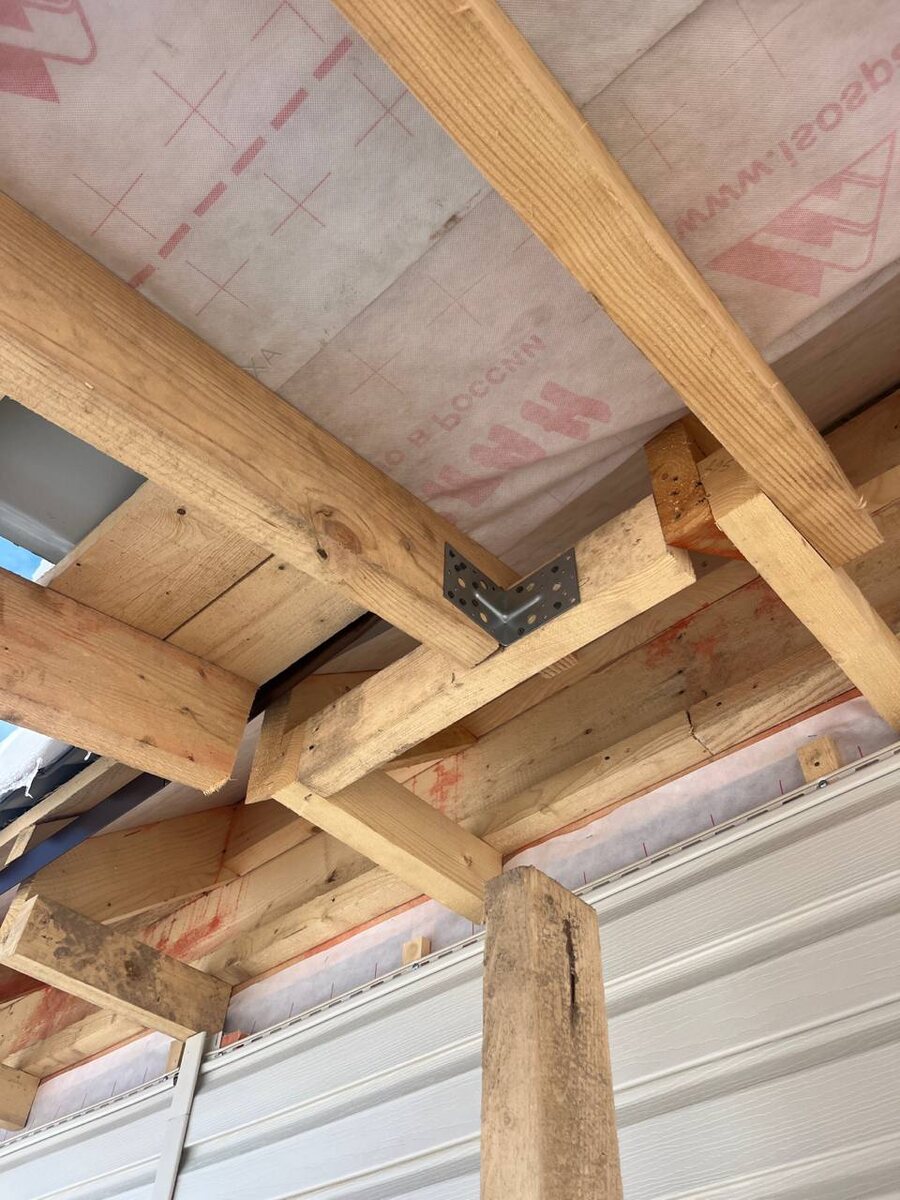 Как вам примыкание к дому?