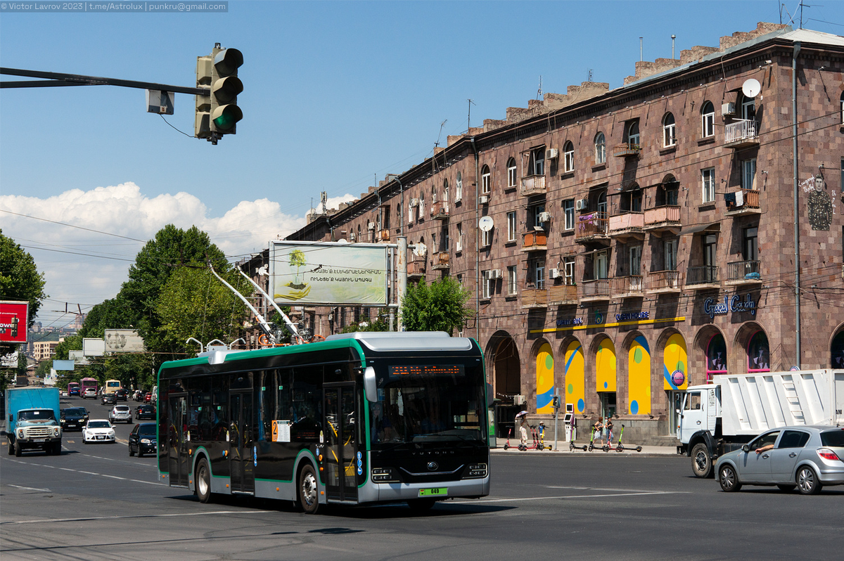 Троллейбус Yutong ZK6128BEVG, источник фото https://transphoto.org/photo/1801938, автор Dissident 
