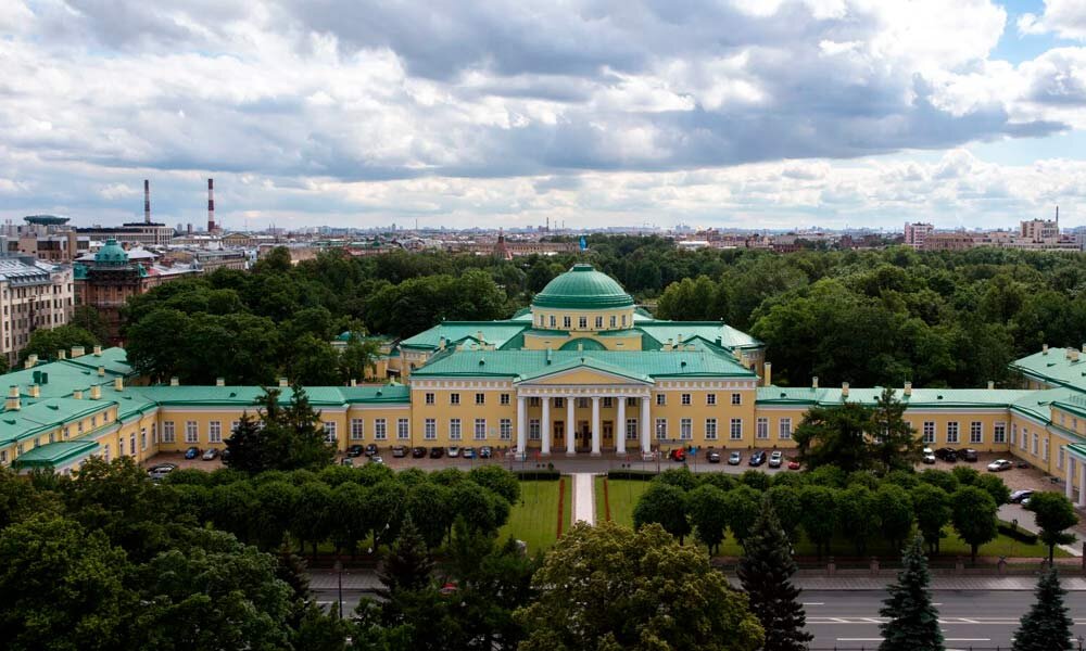 
Таврический дворец в Санкт-Петербурге. Фото: https://tauridapalace.ru/