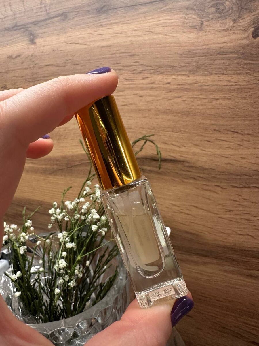 Мои 5 мл счастья Альдебаранчика, которые хочется превратить в полноразмерку (надеюсь, праздники мне в этом помогут :D)