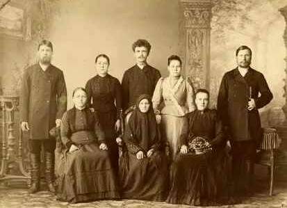 Семья самарских меща. Фото из открытых источников в интернете