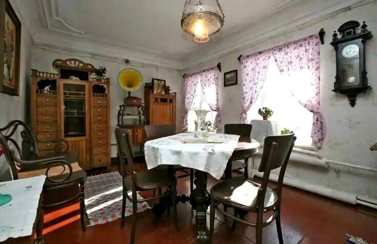 "Мещанский" интерьер. Фото из открытых источников в интернете