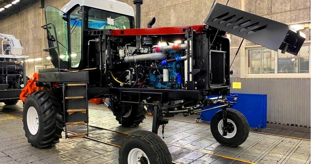 KSU 1: мощная самоходная косилка Ростсельмаш 🌾 и её особенности