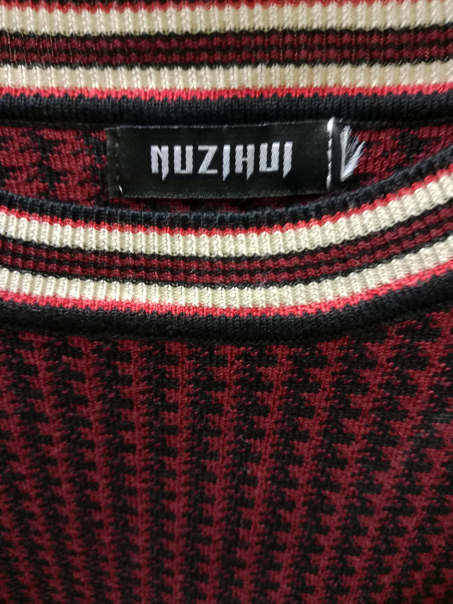 Название идентифицировать не смогла.