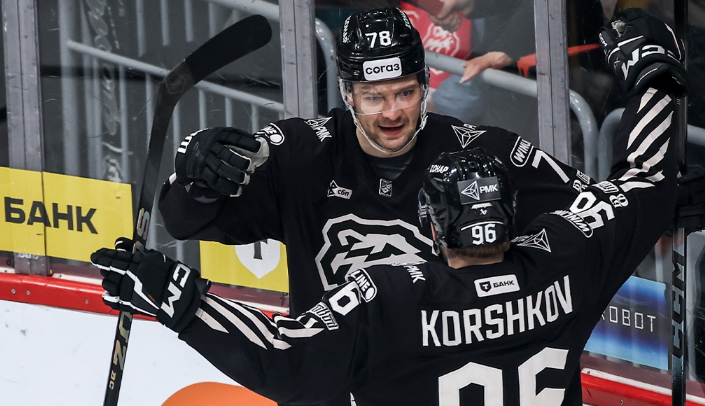 Андрей Светлаков оформил в матче с "Драконами" 2+2. Фото: соцсети