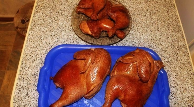 Мы привыкли видеть вред только в очевидных вещах - бургеры, пицца, жареная картошка. Но иногда продукты под прикрытием делают куда больше вреда. Особенно если печень уже перегружена и работает на пределе.
