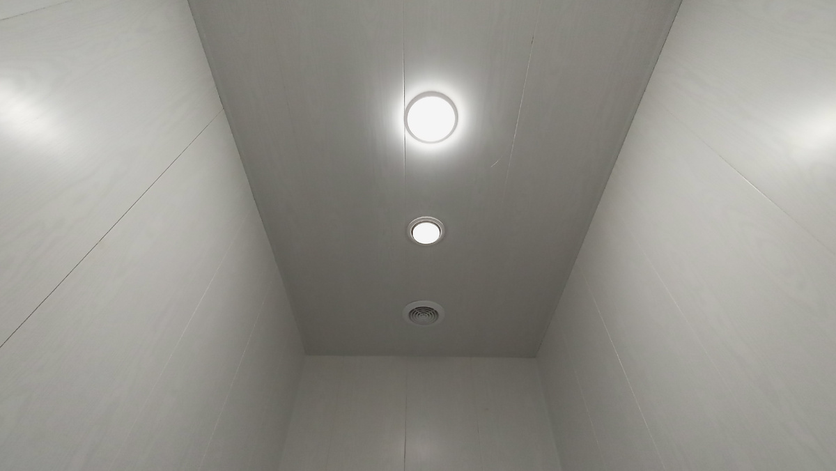 Перегоревшая лампочка.