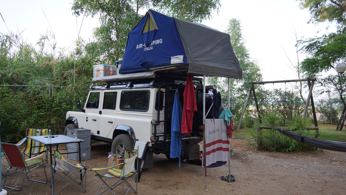 В кемпинге на Сардинии, Италия