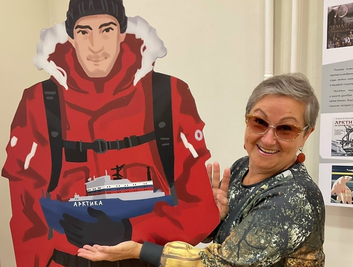 Посетительница выставки Ирина Сергеева, написавшая отзыв «Арктика ближе, чем кажется!». Источник: vk.com/national_library_rk