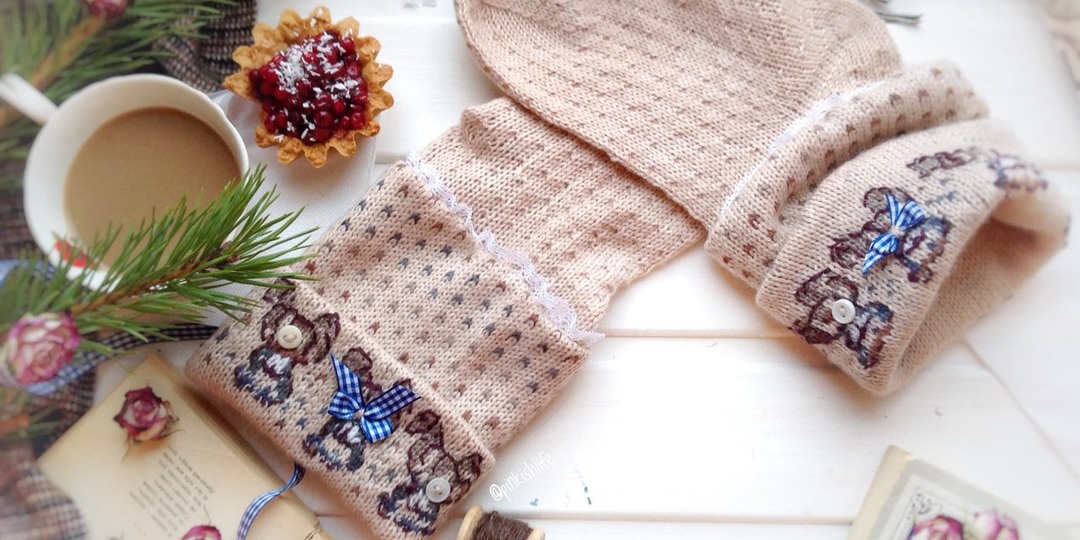 Носки "В гости к плюшевым мишкам": уникальный дизайн и комфортная конструкция для уютных дней.