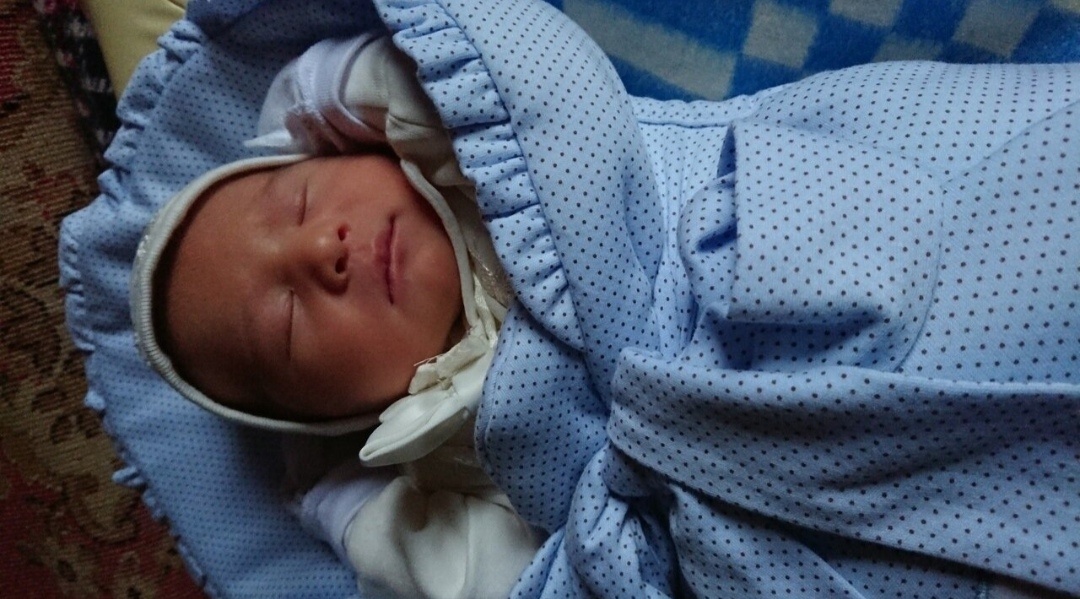 Я ему в тот день сказала: "Ты для меня всё". Но это на самом деле было не так, как оказалось. Совсем не так. 