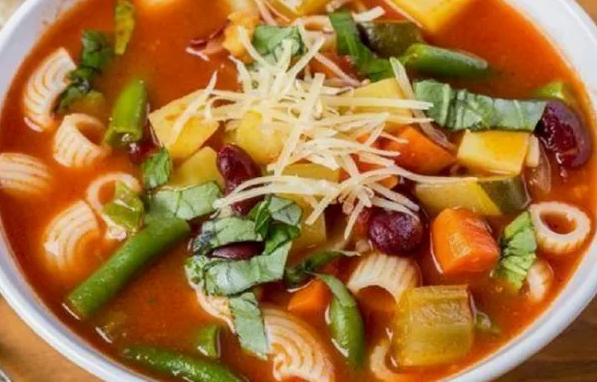 МИНЕСТРОНЕ