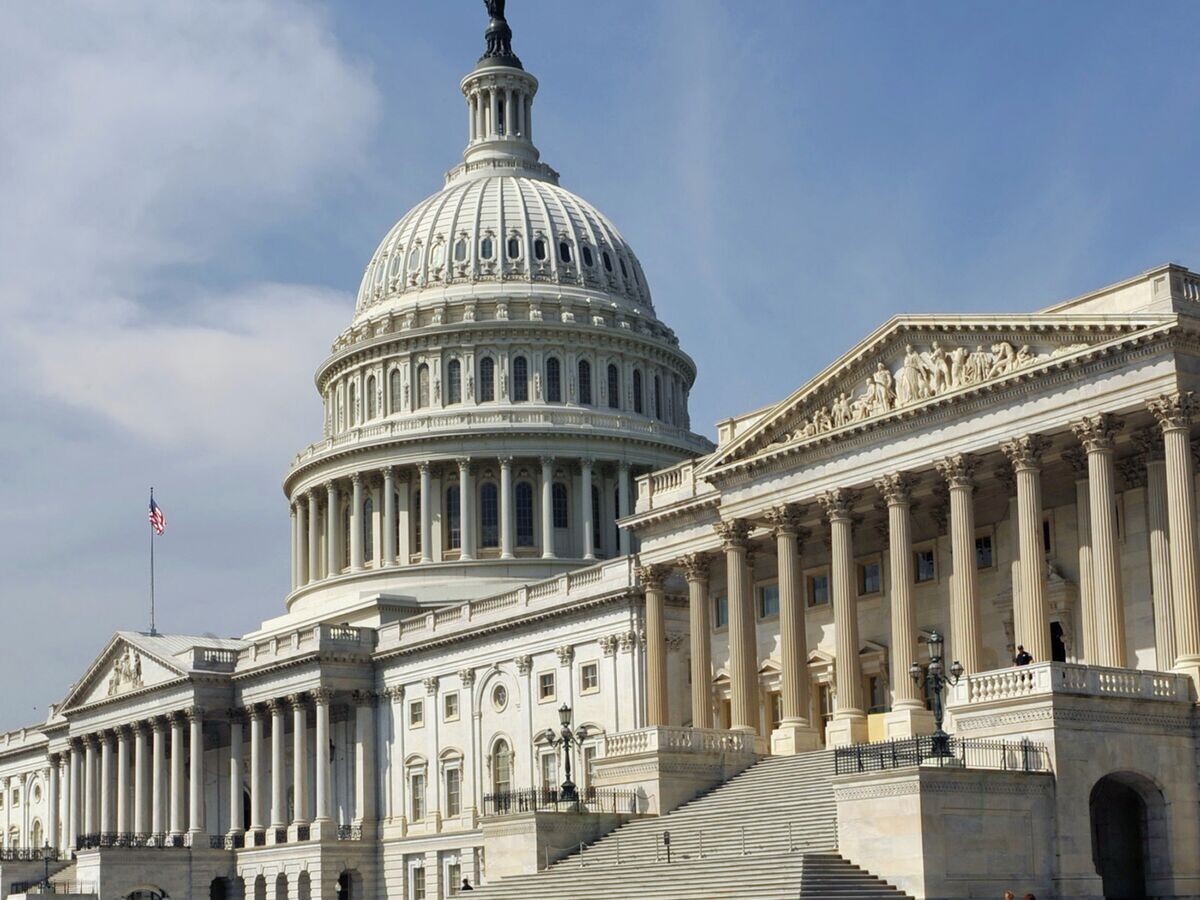    Здание Конгресса США (Капитолий) в Вашингтоне© РИА Новости . Эдуард Песов