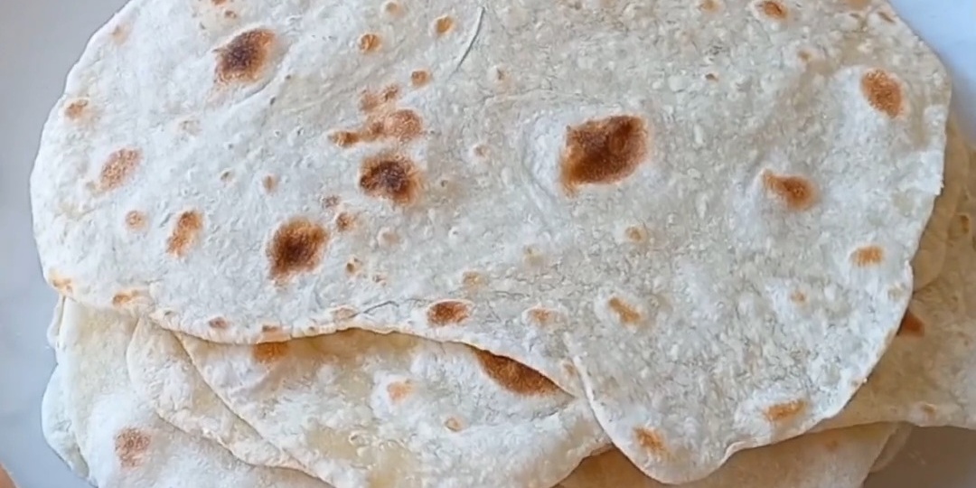 Тонкие лепёшки на сковороде