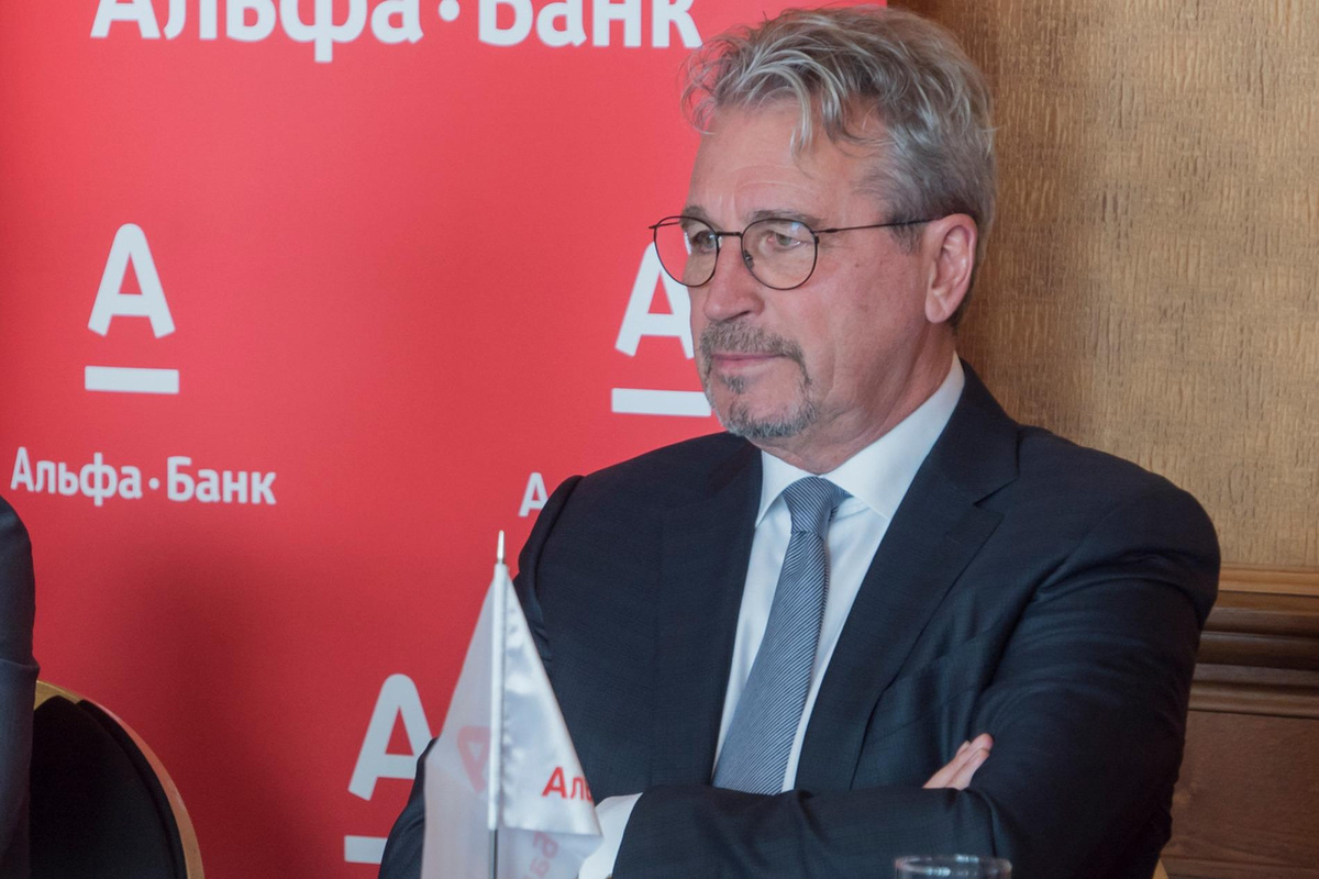 История вопроса: почему заморозка вкладов — не российская практика?