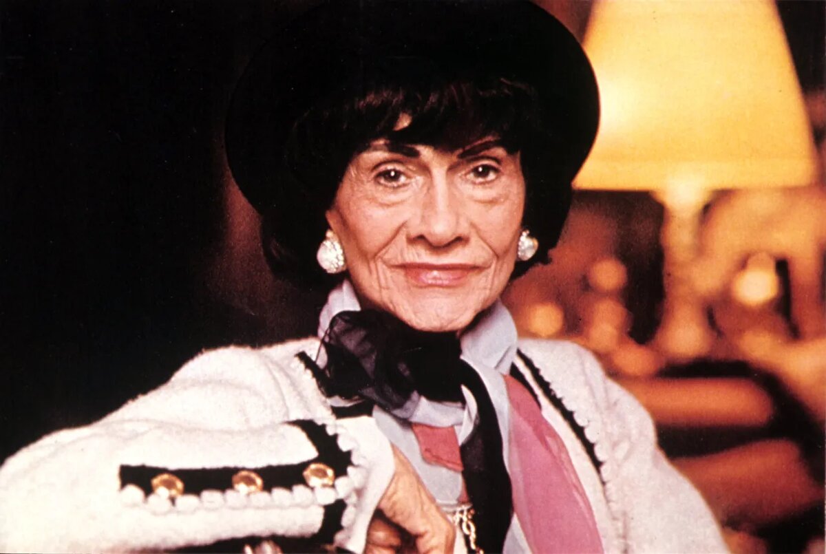 Коко Шанель в 1960-х годах.