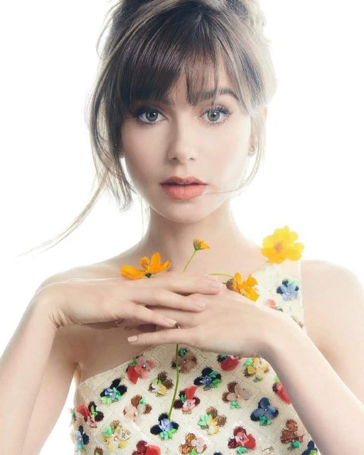 Лили Коллинз фото из сети