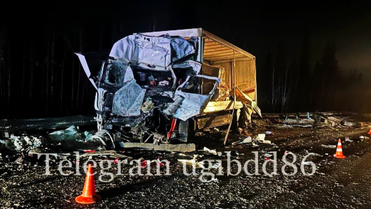    На трассе в Нефтеюганском районе погибли водители большегрузов