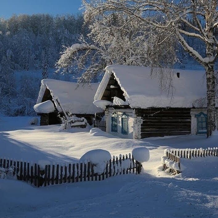 он засобирался в город, до Нового года оставалось три дня
