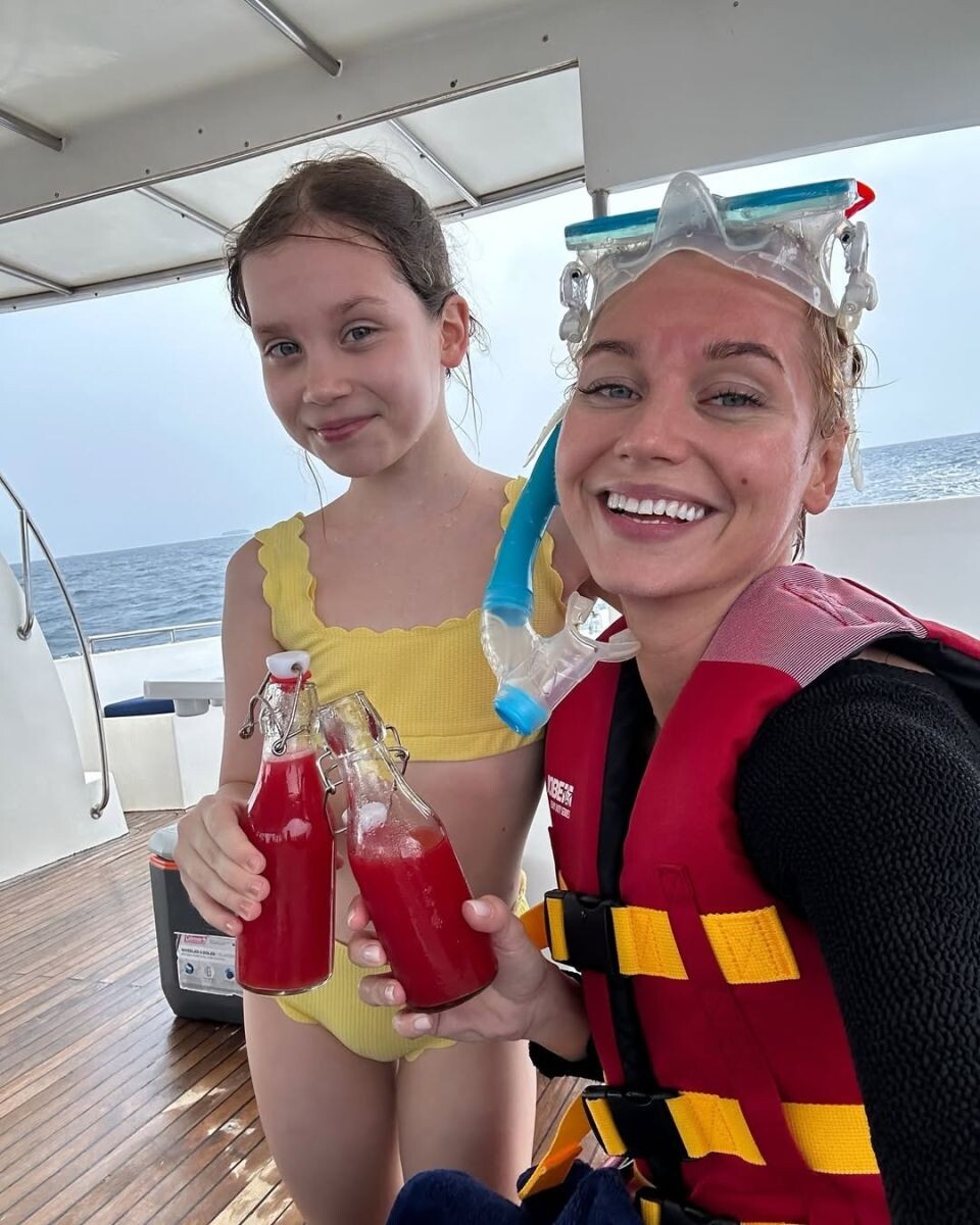    Анастасия — дочь Гарика Харламова и Кристины Асмус. Источник: @asmuskristina*