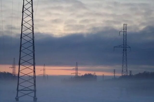    При ночном обстреле повреждена белгородская энергетика: что известно?