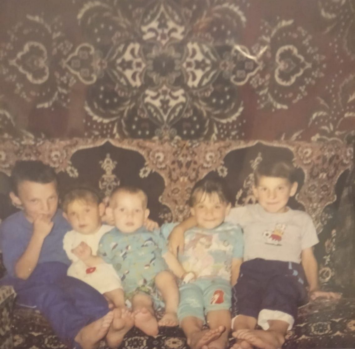 Их у мамы Вали когда-то было пятеро… (Коля – справа).
