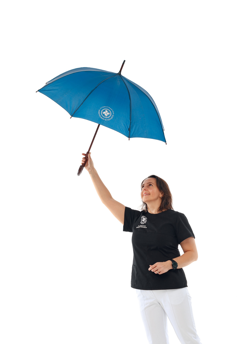 Фотография взята с сайта стоматологии Дмитрович Фэмили https://www.dmitrovich.ru/