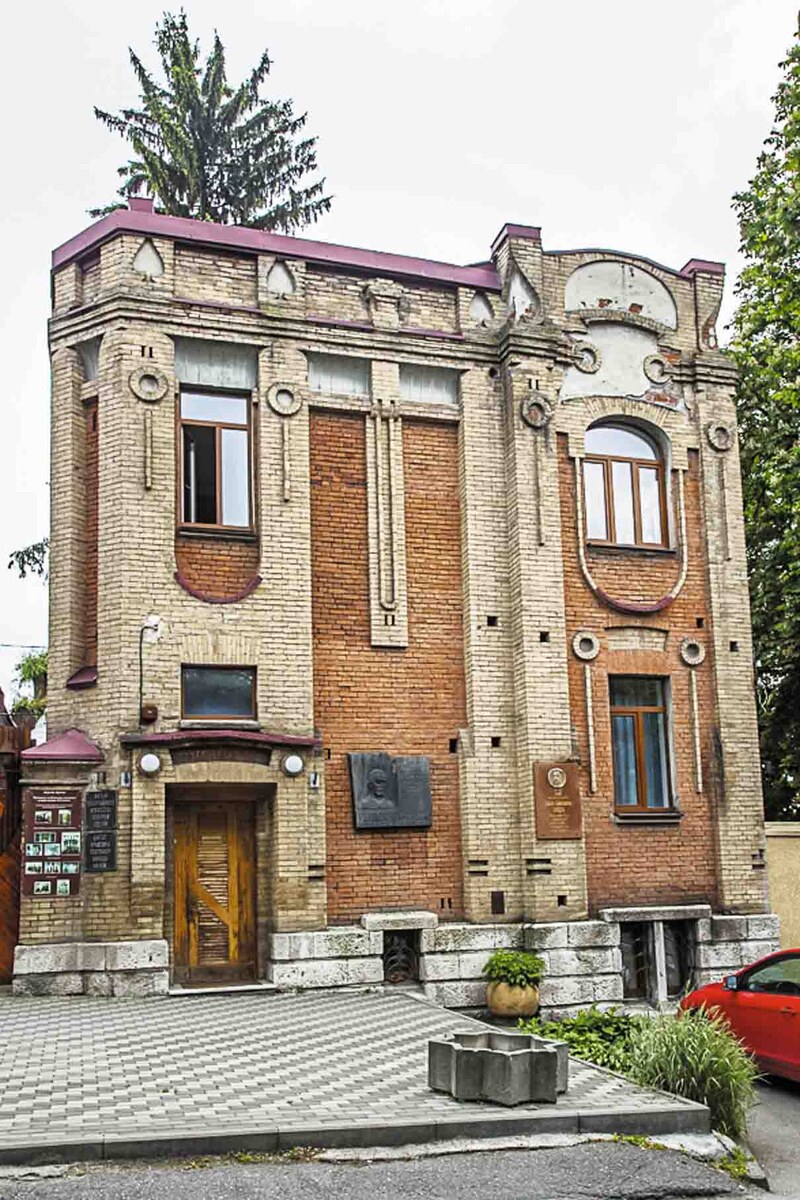 Музей театрального искусства разместился в особняке Шмидт