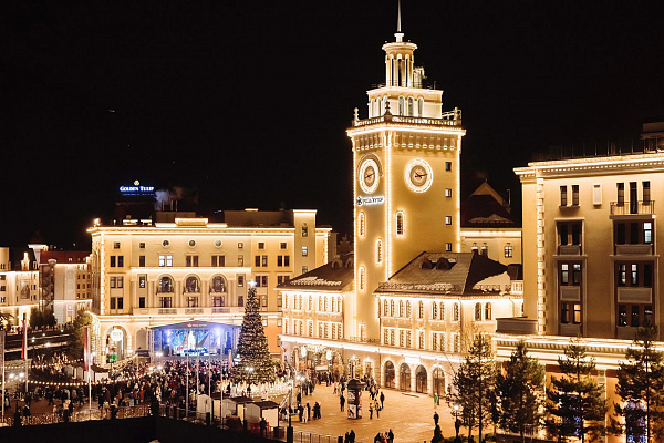    Новый год на "Розе Хутор" / sochi.ru