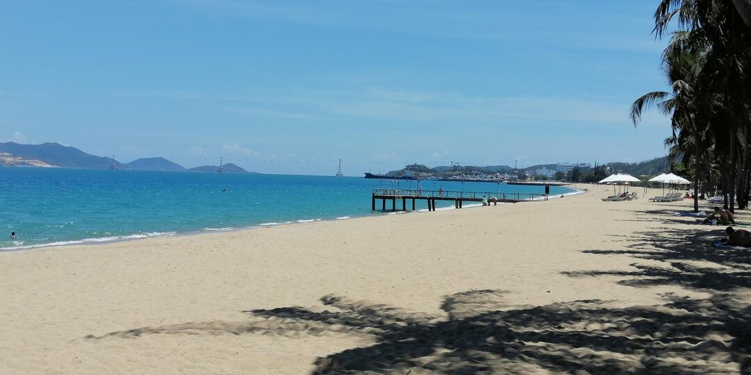 На море за 50 000, да еще и в декабре!!! Нет, это наверное не реально...?