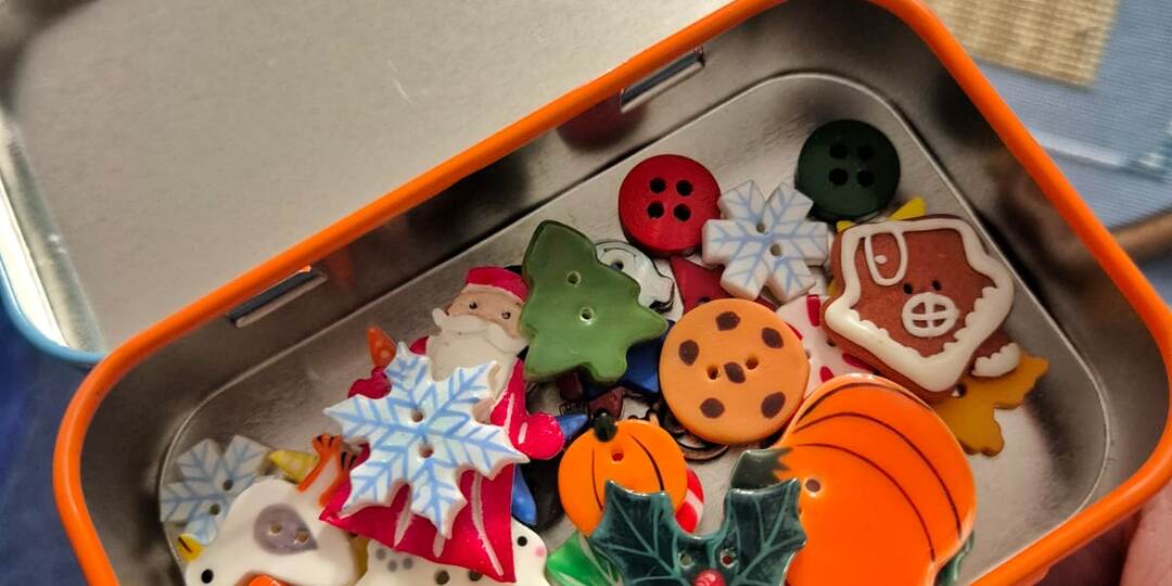 Мои любимые пуговицы для разнообразия в вышивке