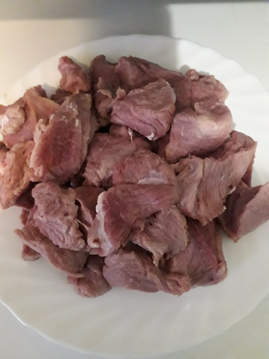 Фото 2. Мясо лося, подготовленное для котлет
