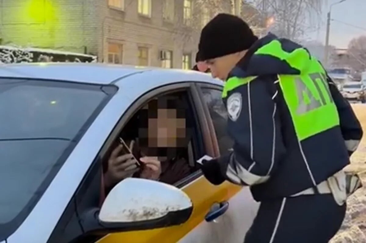    В Тверской области выявили почти 50 такси с нарушениями