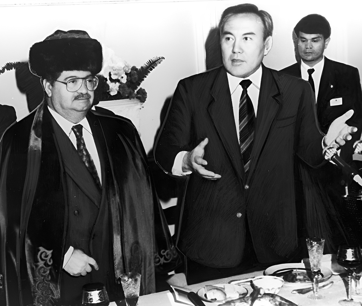 Нурсултан Назарбаев и Тургут Озал. Алма-Ата, 1991 г. Фото Фонда Библиотеки Первого Президента Республики Казахстан-Елбасы.