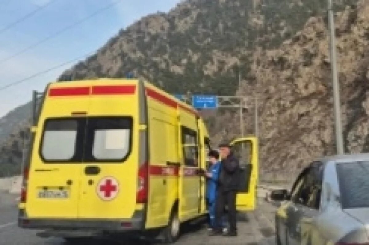    Иностранец с диабетом, живший в машине у границы, госпитализирован в Осетии