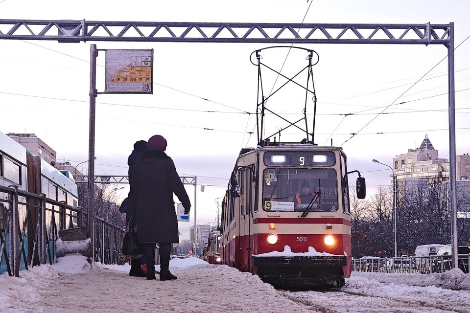    Работы будут проводить в Выборгском и Фрунзенском районах. Алексей БУЛАТОВ