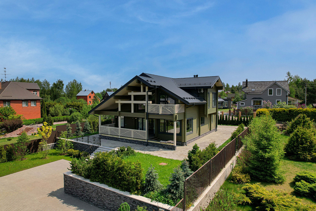 Дома от застройщика РУБКОФФ, Подмосковье. Кровля - ЦПЧ Kriastak