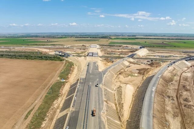    Когда обещают сдать в эксплуатацию дорогу в обход Волгограда?