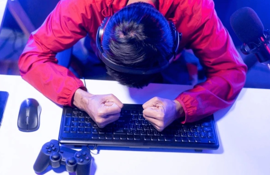 Видеоигры - вещь глубоко субъективная. Поэтому и их обсуждение нередко принимает личный характер