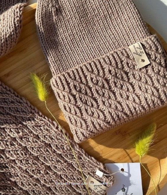 шапка спицами