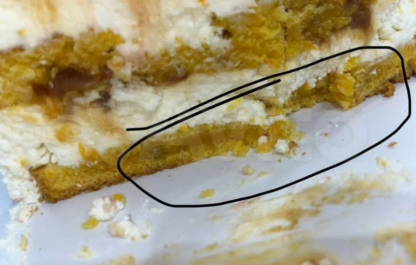 ⚡️Такого торта за 4 000 рублей я еще не ела: коржи сырые и орехов не нашли