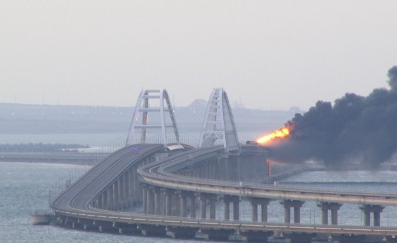 Фото: теракт на Крымском мосту 8 октября 2022 года \ Архив