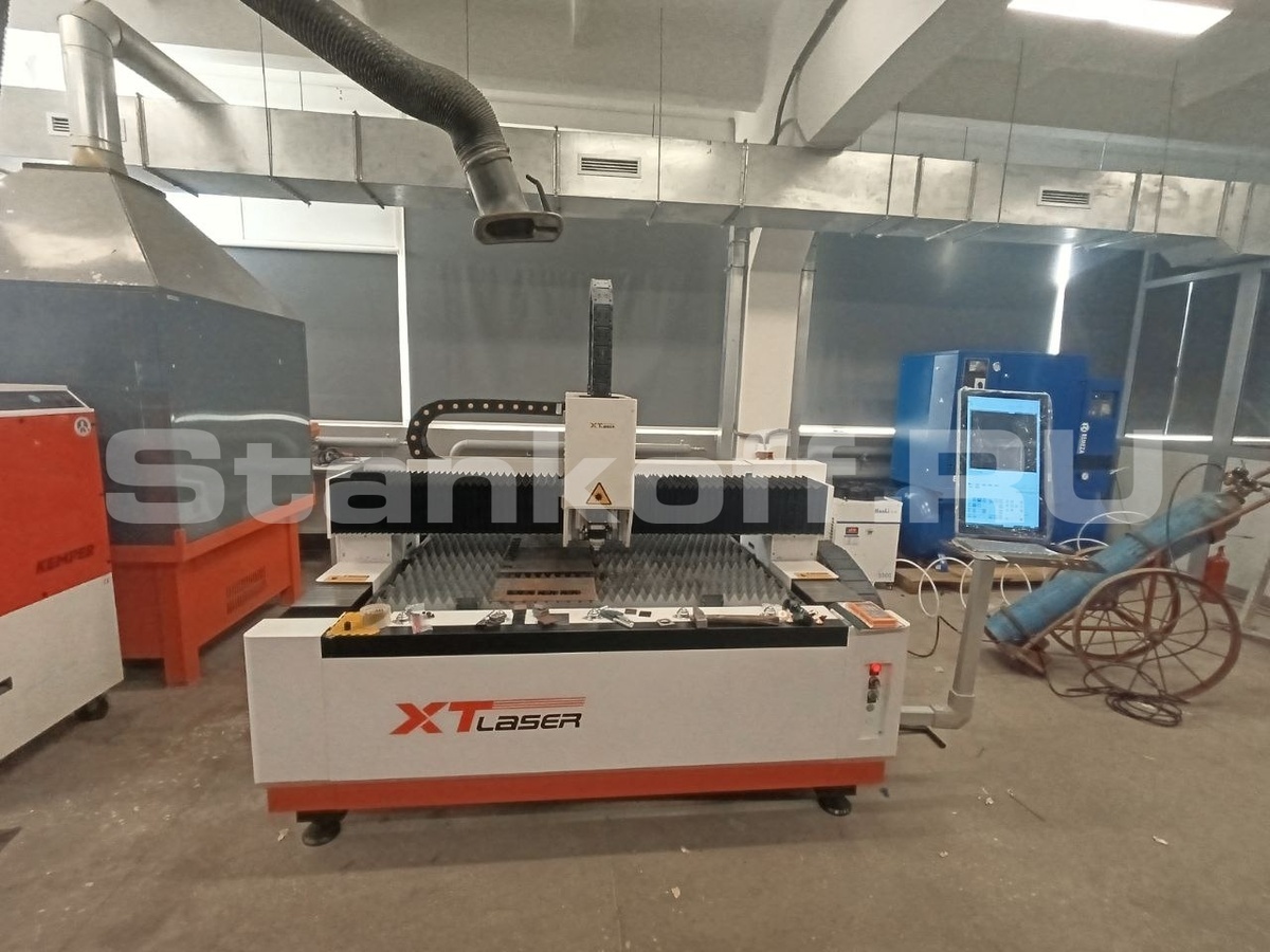  Оптоволоконный станок для резки металла XTC-1515H/3000 Raycus

