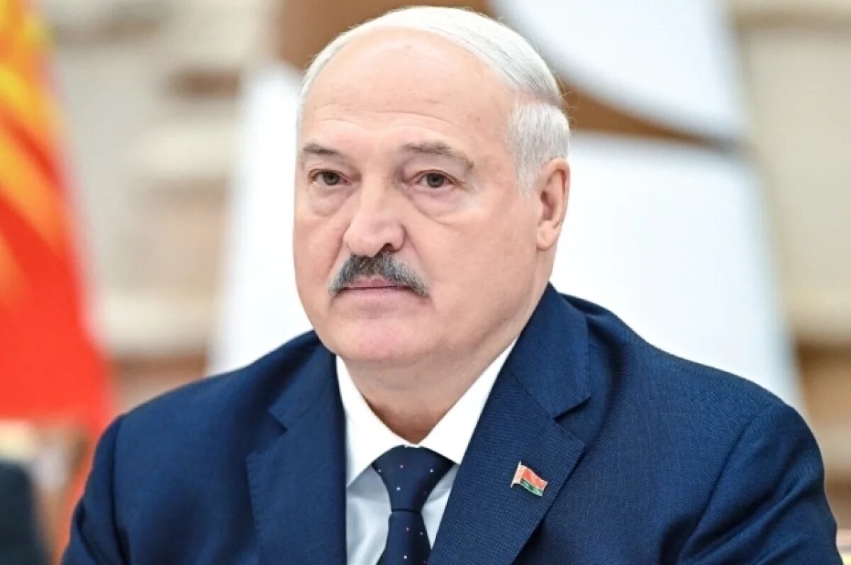    Лукашенко сравнил обстановку на рубежах ОДКБ с осажденной крепостью